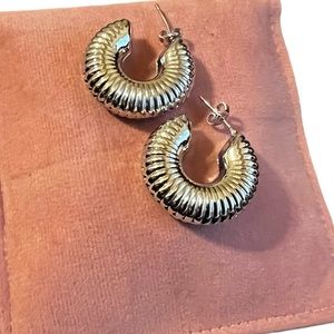 Simple silver chunky texture hoop earrings